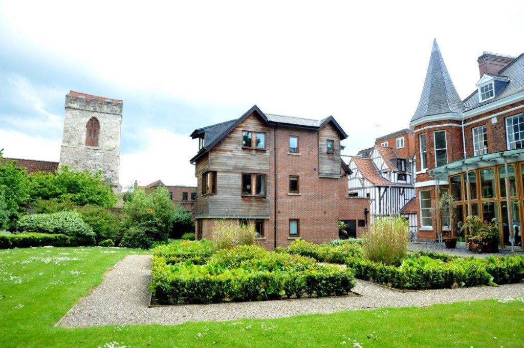 Minster View Apartment At Talbot Court, York Kültér fotó